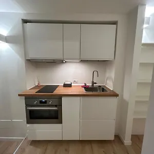 Apartment Near Bocconi, Milan